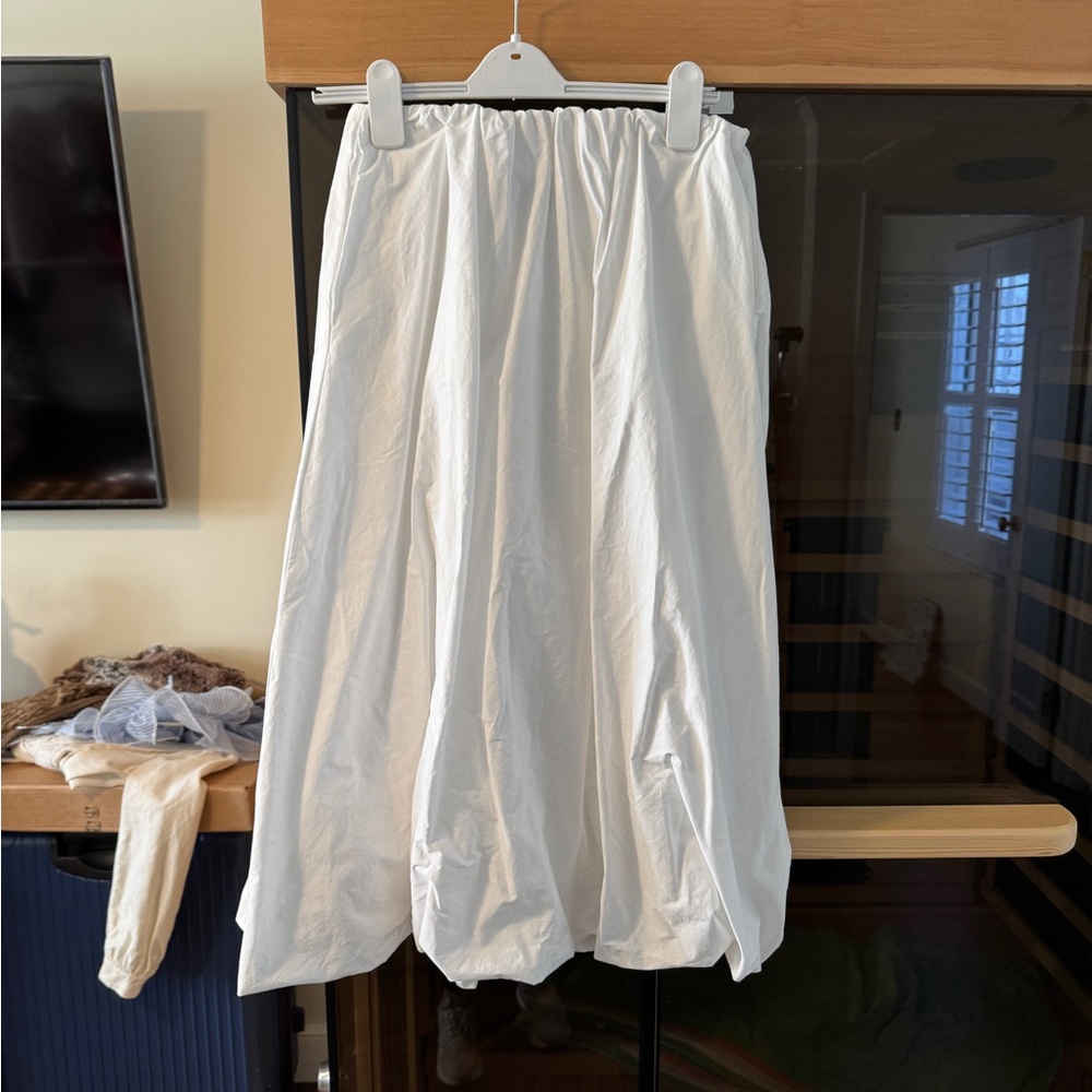 Zara White Midi Bubble Skirt Size XS